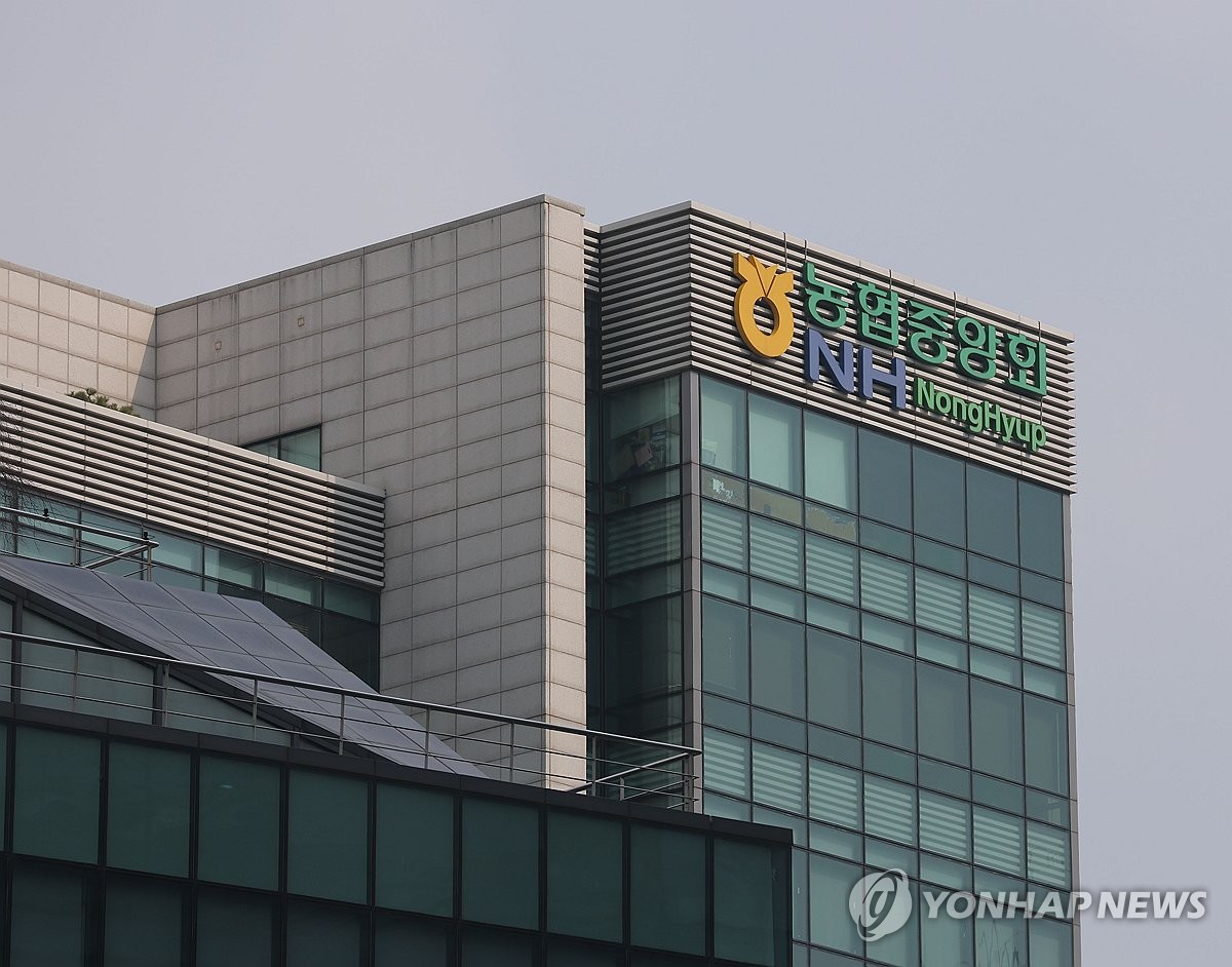 "703조 조직이 농민 외면해왔다"…이재명, 농협 개혁 정면 선언, 직선제 '전환 초읽기' 2 조합장 반대 현안 토론