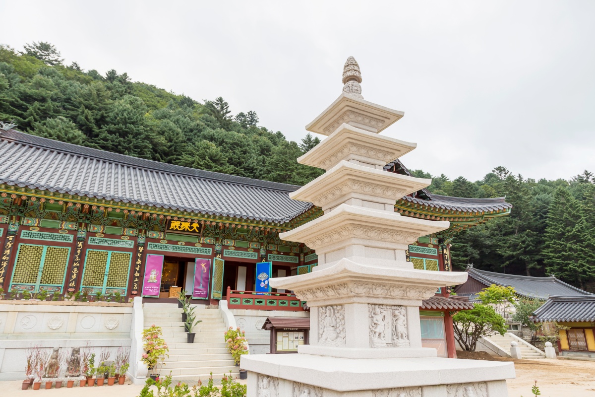 "선선한 숲길 걷는 산사"... 특별한 여름 풍경 여행지 3 산사