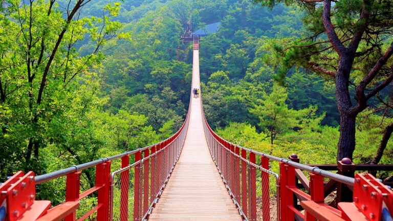 감악산 출렁다리