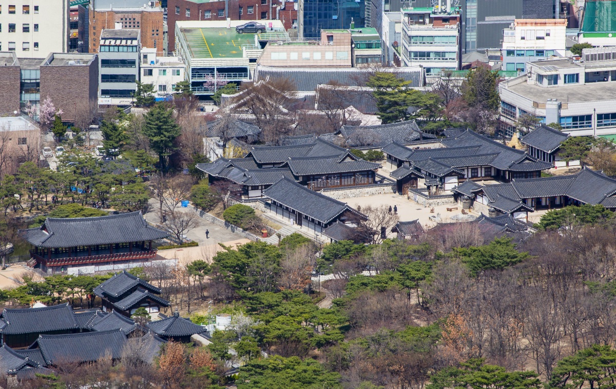 "충무로역 2분"... 무료로 즐기는 서울 한옥마을 4 한옥마을