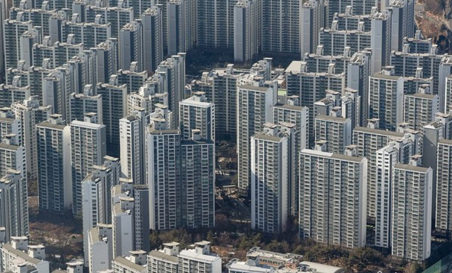 공급은 92% 뚝 끊겼는데 수요만 '폭발'… 서울 오피스텔 가격 결국 폭등하나 2 오피스텔 갱신청구권 증가