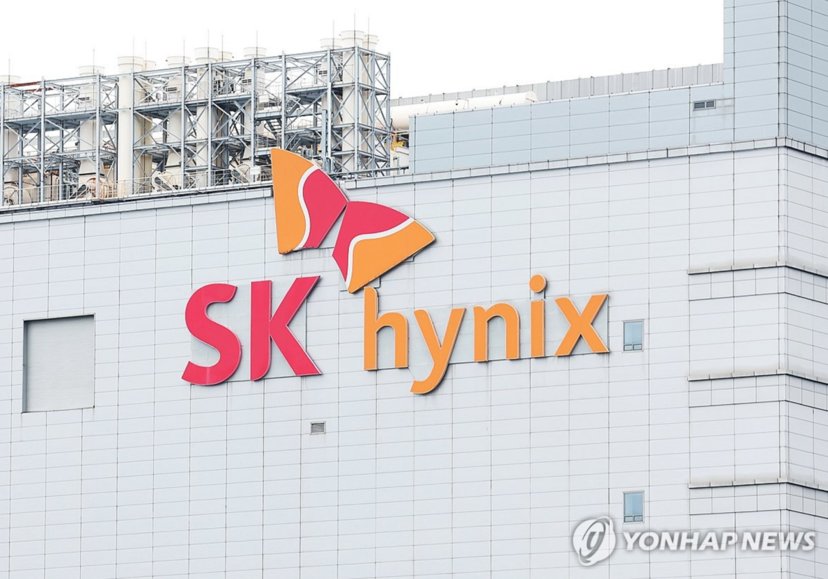 '공급사'에서 '공동 설계자'로… SK하이닉스, 엔비디아와 '역대급 동맹' 체결 3 SK하이닉스 엔비디아 공동개발