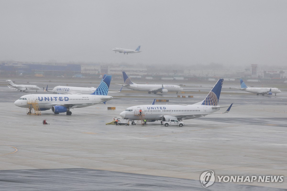 항공유 급등, 항공사 수익성 급락
