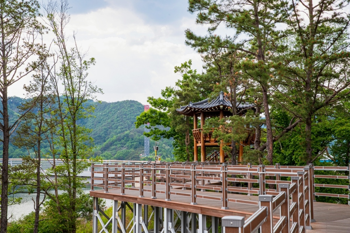 출렁다리