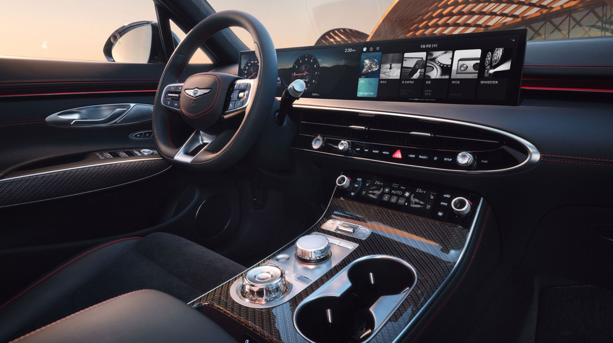 BMW X3 잡으러 나온 'GV70 그래파이트'…아빠들 심장 뛰게 할 역대급 사양 3 제네시스 GV70 그래파이트 패키지 출시
