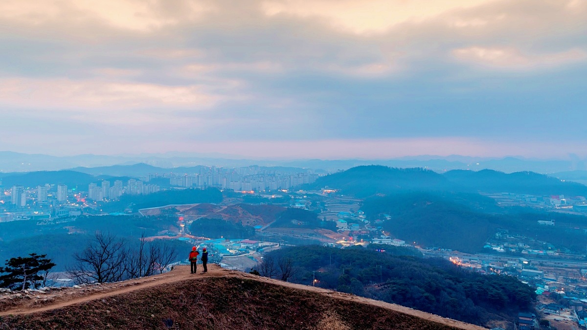 "등산 부담 없이 걷는다"… 전망까지 모두 갖춘 경기 남부 명소 1 경기