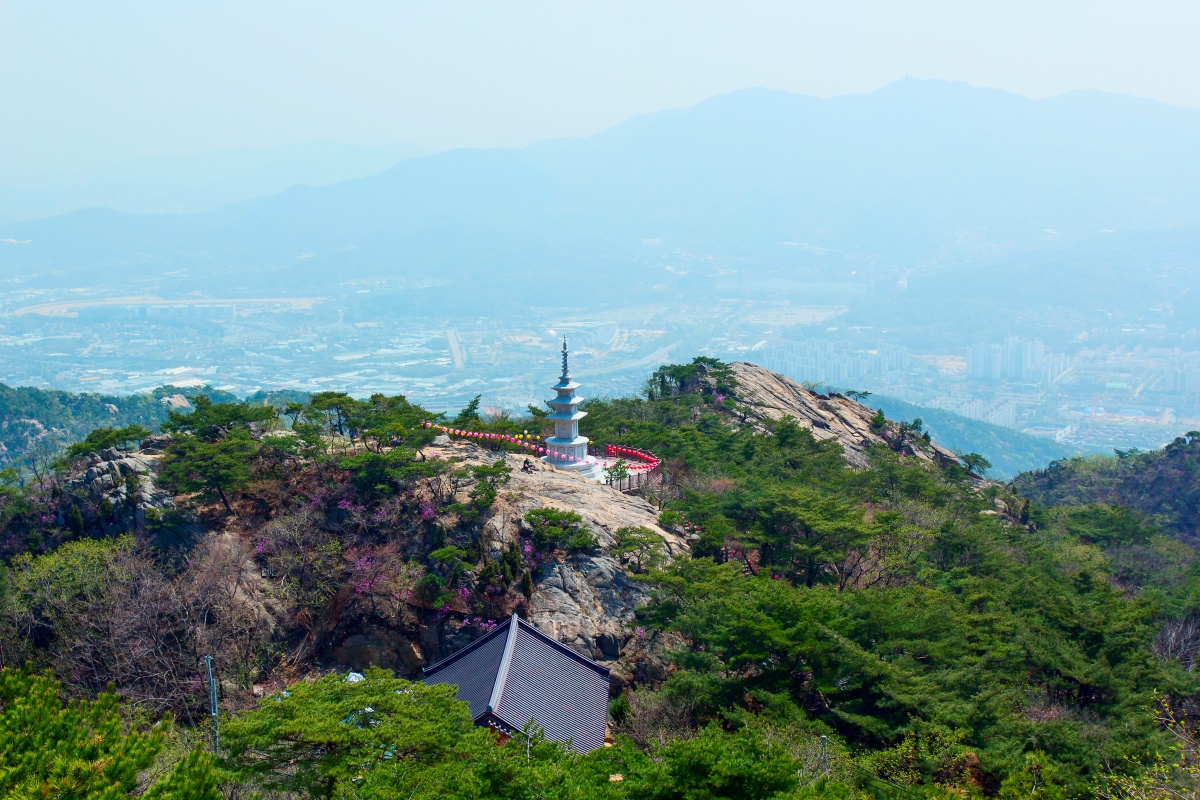 "서울에서 가장 유명한 '소원 명당'"… 요즘 다시 사람들이 몰리는 이유 5 서울