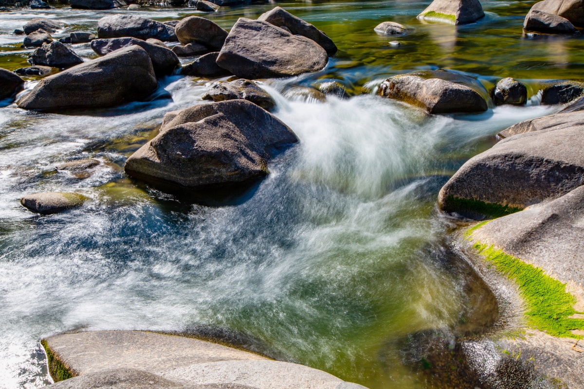 "바위에 뚫린 거대한 원?"…자연이 만든 천연기념물 숨은 명소 4 천연기념물