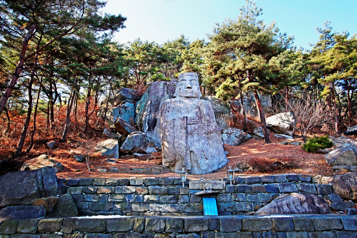"초보도 오르는데 풍경은 명산급"… 주말마다 발길 이어지는 숨은 여행지 4 명산