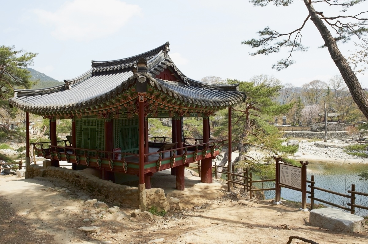 7월