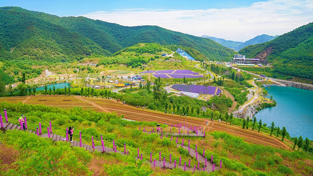 무릉별유천지