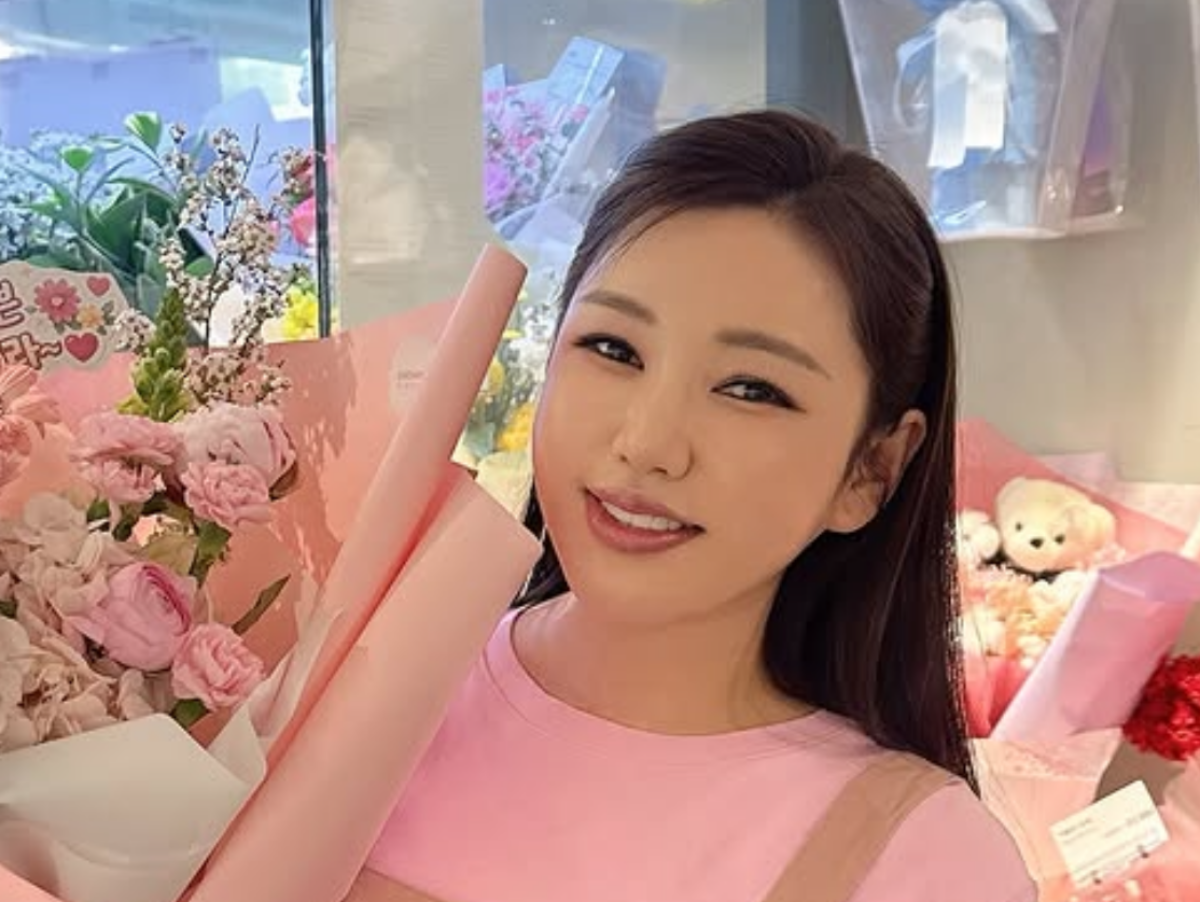 트로트 퀸 송가인이 신곡 발표 후 방송국 대신 소속사 사무실부터 찾아가 보인 행 3 송가인