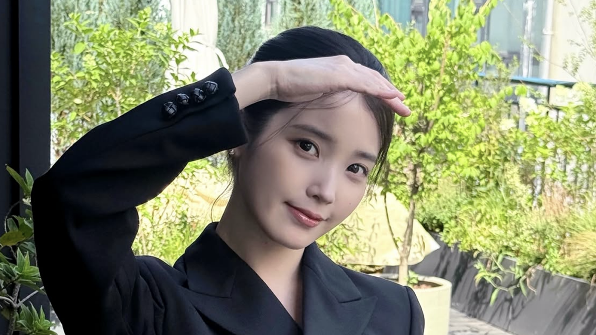 "밤낮으로 괴로웠다" 잘 달리던 아이유가 올 하반기 멈춰 선 안타까운 사연 2 아이유