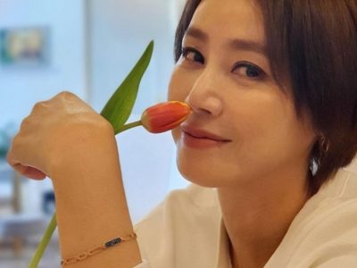 배우 김성령