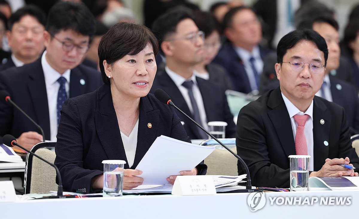 "부르는 게 값이었던 동물병원비"… 국가가 직접 칼 빼 들고 도입하는 '공공 수가'의 실체 2 AI 가격비교 앱 시범안내
