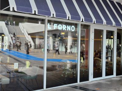 코엑스 나폴리식당 실내에서 매일유업 엠즈씨드 사업이 외식형으로 전개되는 장면