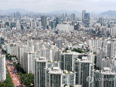 규제 지정 이후에도 강세를 보이는 경기남부 아파트 단지 전경
