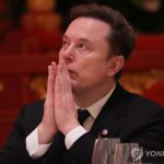 테슬라와 스페이스X를 제외한 ETF 구성 모형을 보여주는 장면