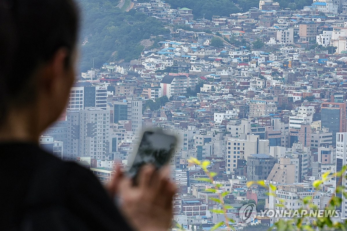 매매·전세·월세 '삼중 강세'… 서울 임대차 시장, 위기 국면 '진입' 2 서울 아파트 거래 상승 장면