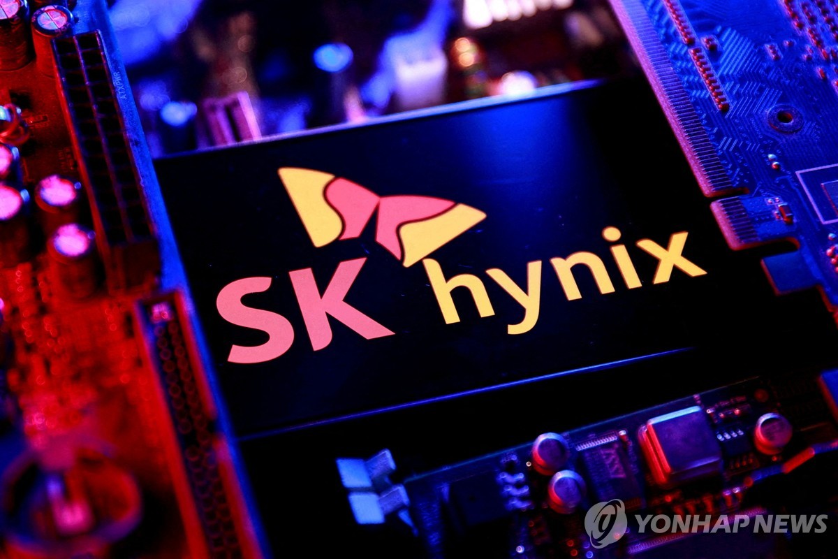 '황금알 낳는 거위' SK하이닉스… 미국 상장 직전 주가 25% 급락했던 '속사정' 2 공모가 확정과 상장 규모