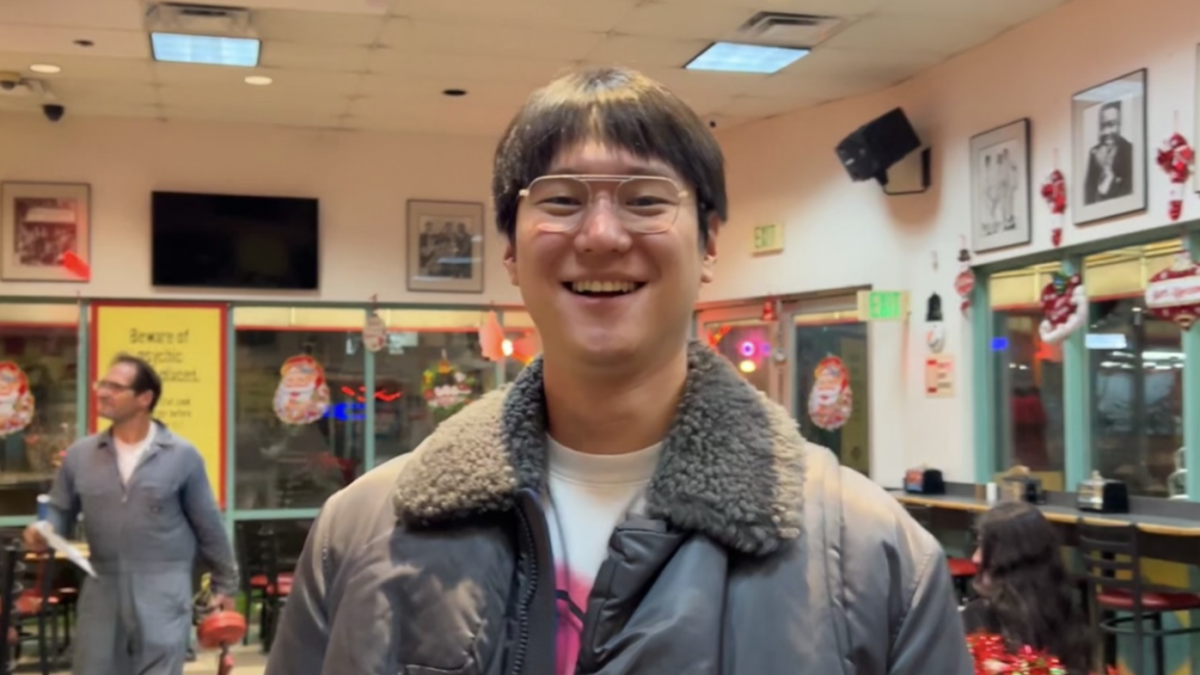 늘 밝던 고경표의 눈물… 모친상 후 "삶의 태도 바뀌었다" 말한 이유 3 고경표